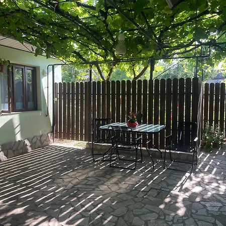 Casuta Două Mai